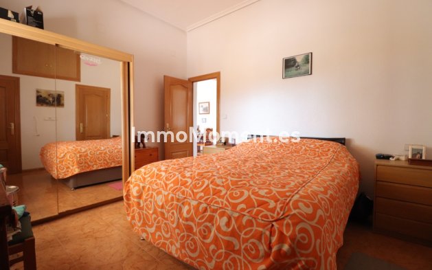 Resale - Detached villa - Albatera - Albatera Centro