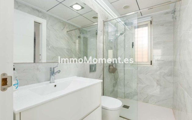 Reventa - Villa independiente - Orihuela - Orihuela Costa