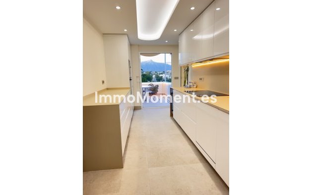 Wiederverkauf - Freistehende Villa - Marbella - Guadalmina Alta
