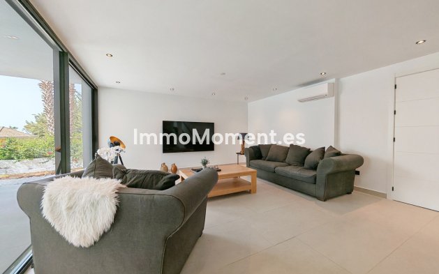 Wiederverkauf - Freistehende Villa - Marbella - Elviria