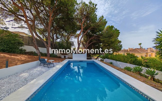 Wiederverkauf - Freistehende Villa - Marbella - Elviria