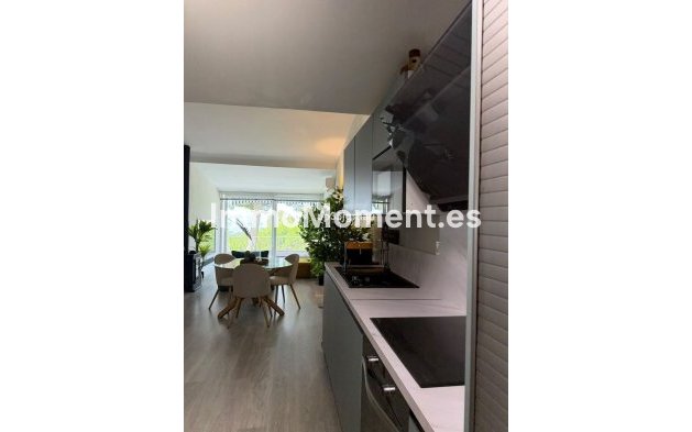 Reventa - Apartamento - Estepona  - Estepona Centro