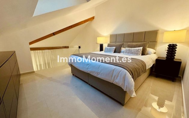 Reventa - Villa independiente - Estepona  - Estepona Centro