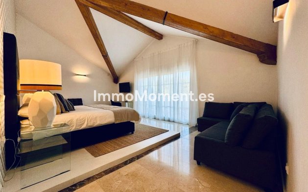 Reventa - Villa independiente - Estepona  - Estepona Centro