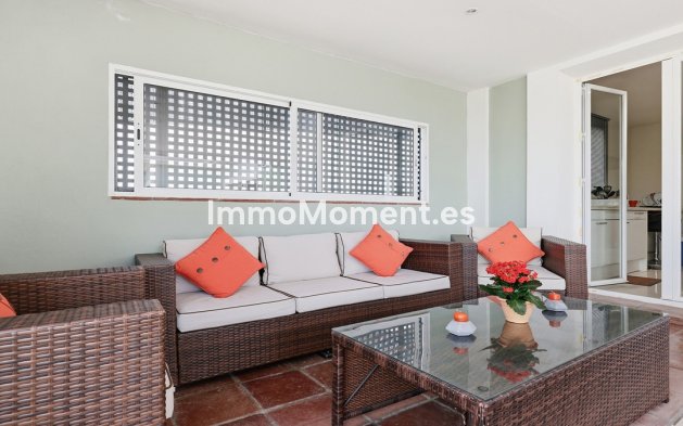 Resale - Apartment - Casares - Doña Julia