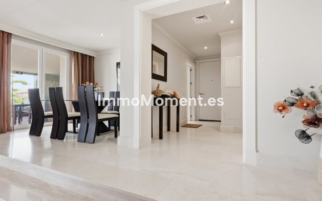 Resale - Apartment - Casares - Doña Julia
