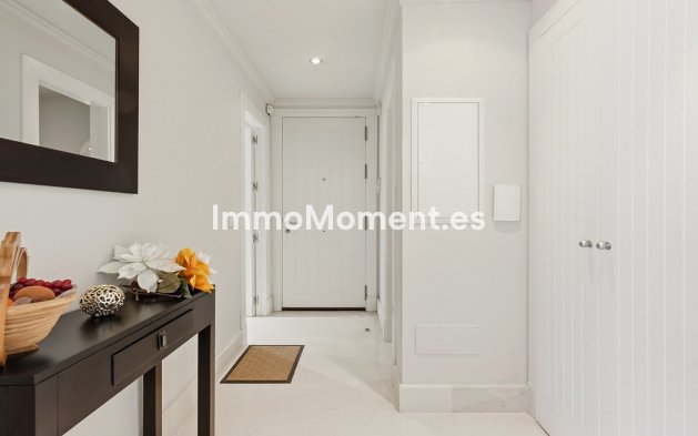 Resale - Apartment - Casares - Doña Julia