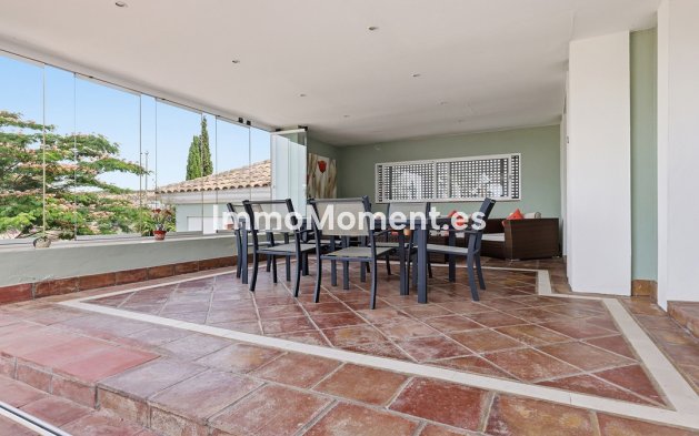 Resale - Apartment - Casares - Doña Julia