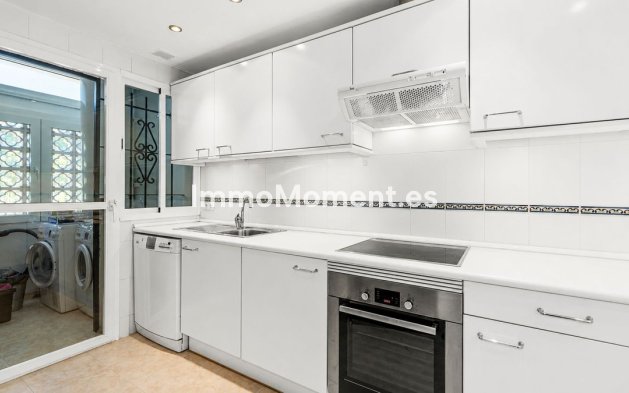 Revente - Appartement - Marbella - Costabella