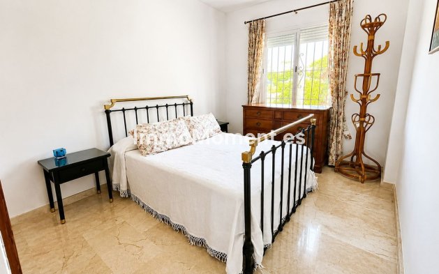 Revente - Appartement - Marbella - Costabella