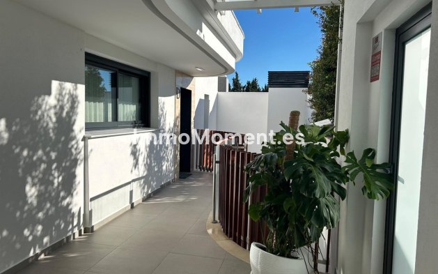 Reventa - Apartamento - Estepona  - Estepona Centro