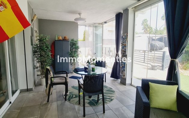 Resale - Detached villa - Inland  - Alhaurín de la Torre