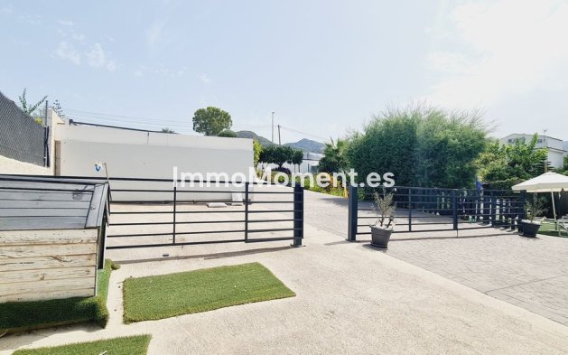Resale - Detached villa - Inland  - Alhaurín de la Torre