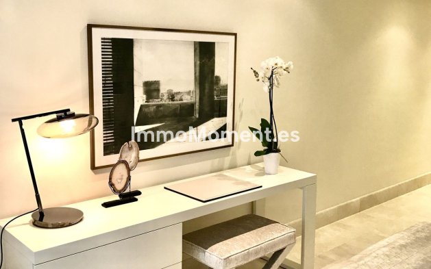 Reventa - Apartamento - Estepona  - Estepona Centro