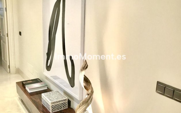 Reventa - Apartamento - Estepona  - Estepona Centro