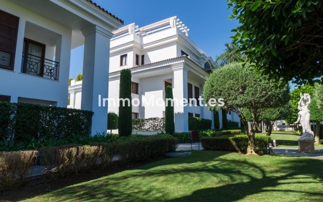 Reventa - Apartamento - Estepona  - Estepona Centro