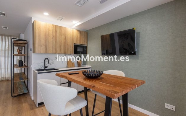 Reventa - Apartamento - Estepona  - Estepona Centro