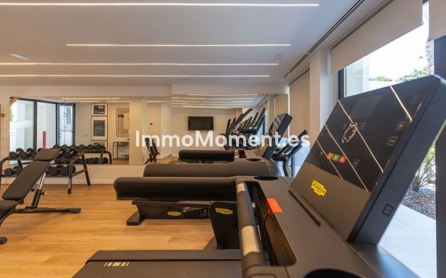 Reventa - Apartamento - Estepona  - Estepona Centro