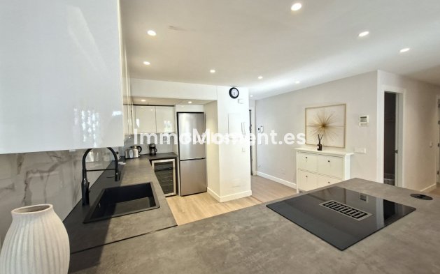 Reventa - Apartamento - Marbella - Nueva Andalucía