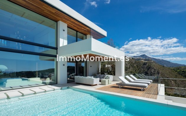 Resale - Detached villa - Benahavís - La Quinta
