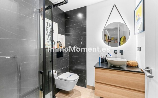 Resale - Apartment - Benahavís - La Quinta