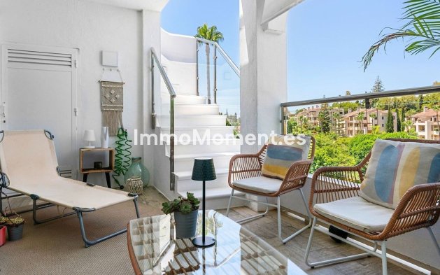 Resale - Apartment - Benahavís - La Quinta