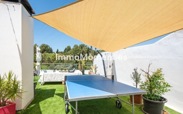 Resale - Apartment - Benahavís - La Quinta