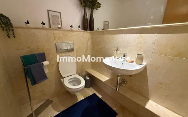 Resale - Apartment - Marbella - Altos de los Monteros