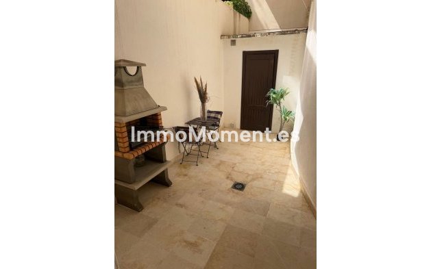 Resale - Apartment - Marbella - Altos de los Monteros