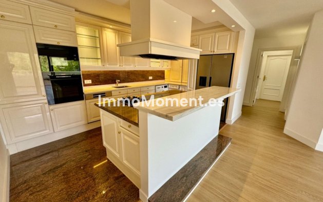 Reventa - Apartamento - Estepona  - Atalaya