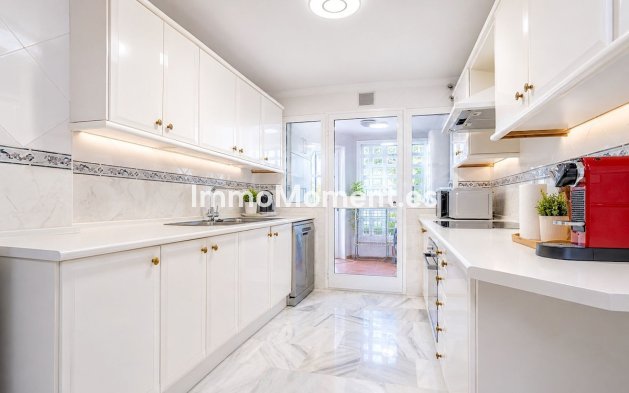 Reventa - Apartamento - Estepona  - Estepona Centro