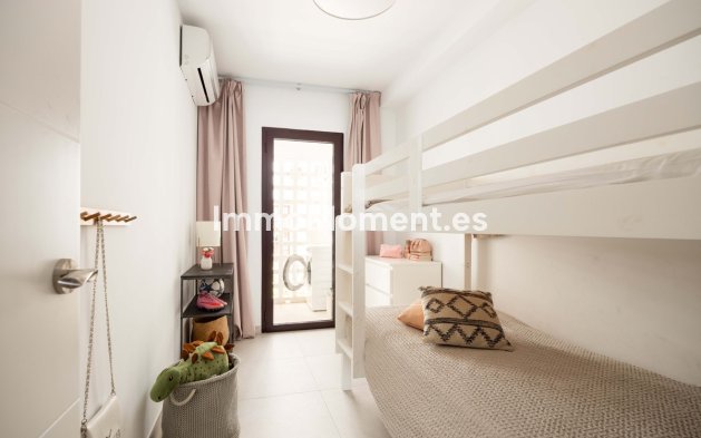 Reventa - Apartamento - Marbella - Nueva Andalucía