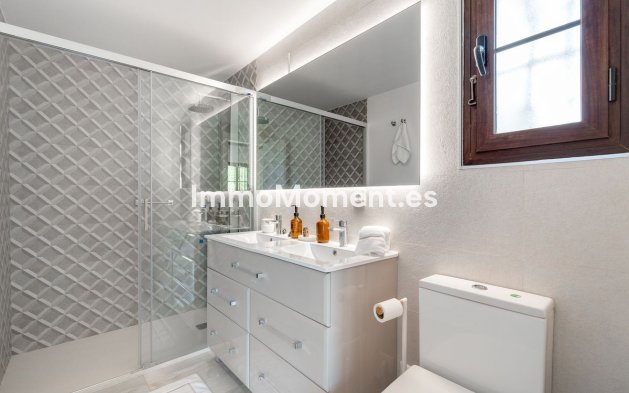 Reventa - Villa independiente - Marbella - Marbella Centro