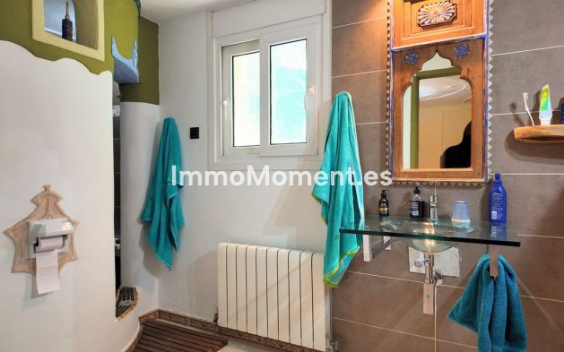 Bestaande woning - Vrijstaande villa - Binnenland  - Monda