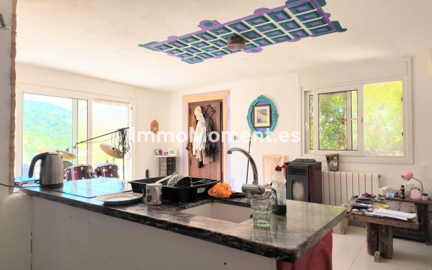 Bestaande woning - Vrijstaande villa - Binnenland  - Monda