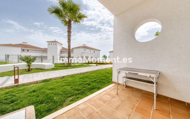 Resale - Apartment - Manilva - La Duquesa