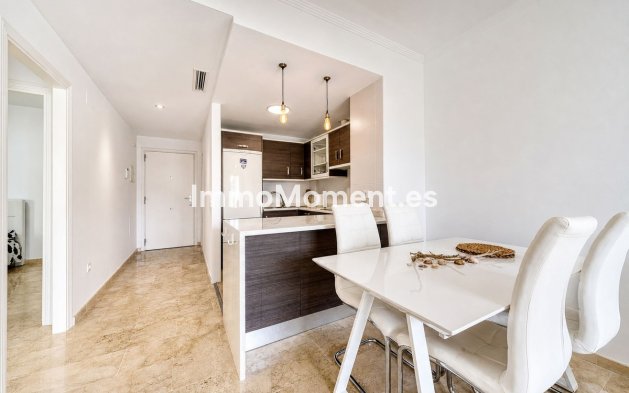 Resale - Apartment - Manilva - La Duquesa