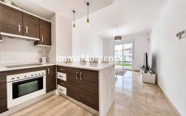 Resale - Apartment - Manilva - La Duquesa