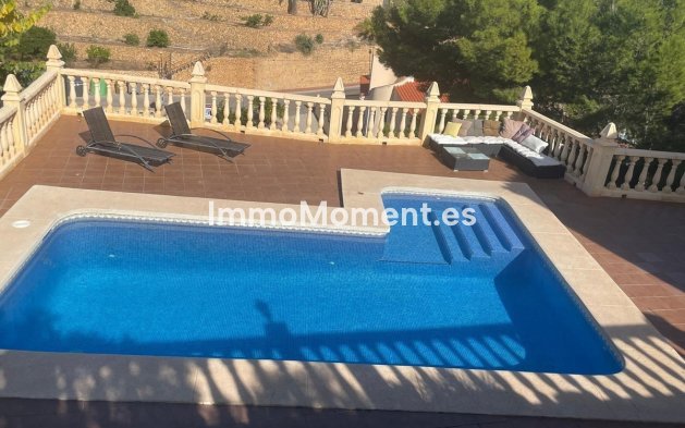Bestaande woning - Vrijstaande villa - La Nucía - La Nucia Centro