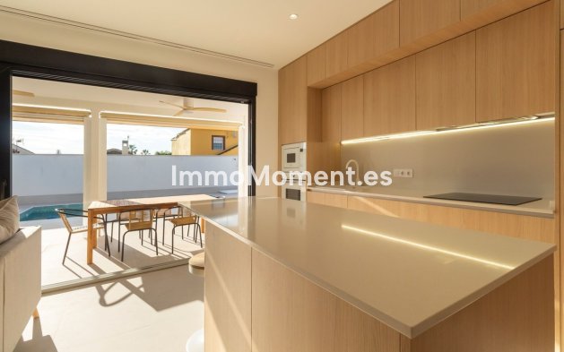 Bestaande woning - Vrijstaande villa - Torrevieja - Torrevieja Centro