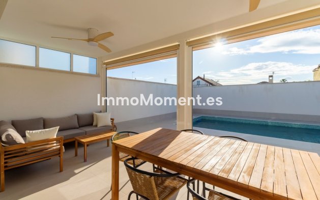 Bestaande woning - Vrijstaande villa - Torrevieja - Torrevieja Centro