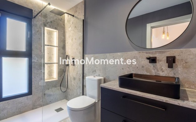 Bestaande woning - Vrijstaande villa - Torrevieja - Torrevieja Centro
