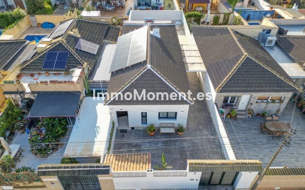 Bestaande woning - Vrijstaande villa - Torrevieja - Torrevieja Centro
