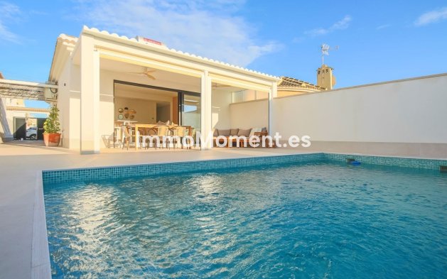 Bestaande woning - Vrijstaande villa - Torrevieja - Torrevieja Centro