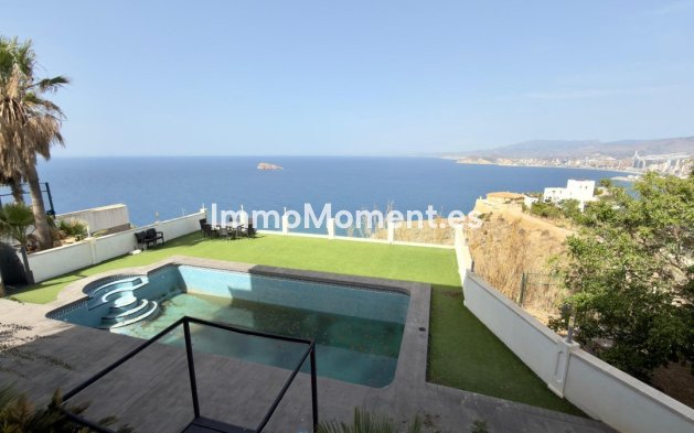 Resale - Detached villa - Benidorm - Benidorm Centro