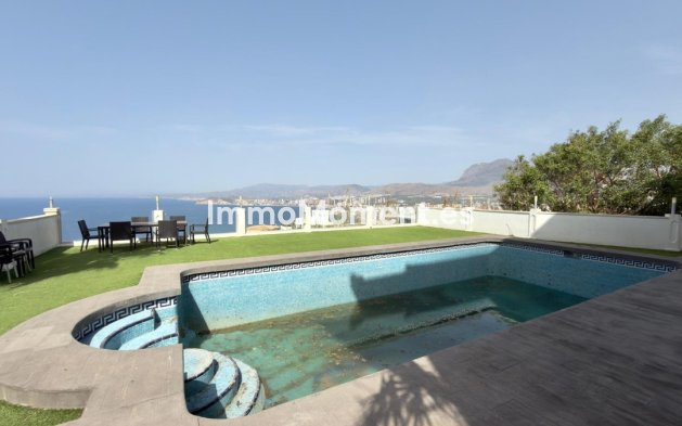 Resale - Detached villa - Benidorm - Benidorm Centro