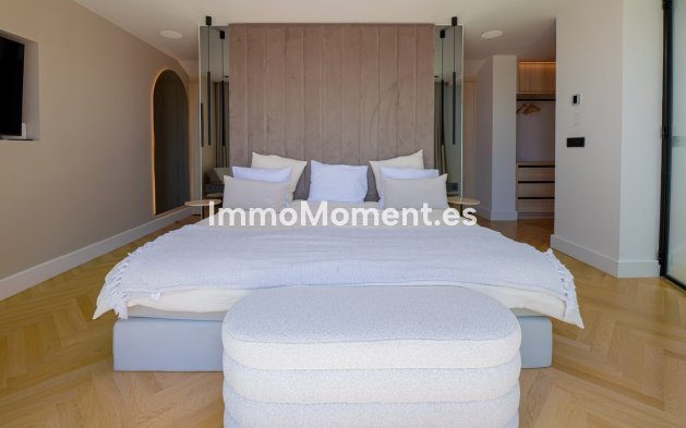 Resale - Apartment - Benahavís - Benahavís Centro