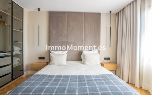 Resale - Apartment - Benahavís - Benahavís Centro
