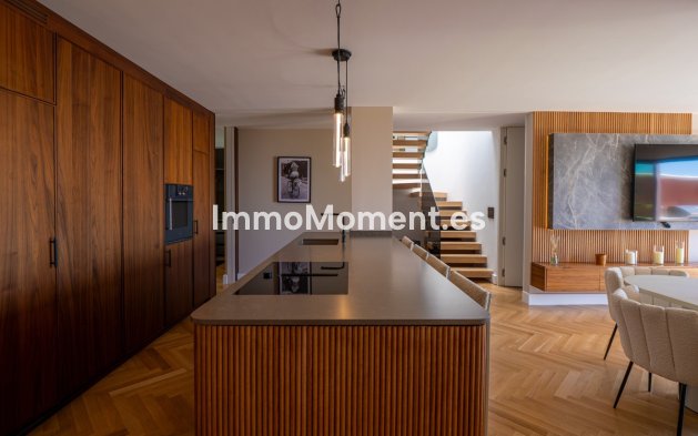 Resale - Apartment - Benahavís - Benahavís Centro