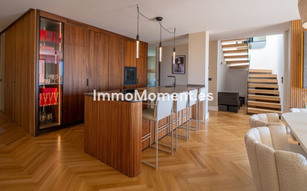Resale - Apartment - Benahavís - Benahavís Centro